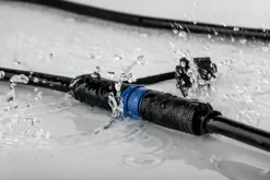 Plug & Shine 15 meter kabel med 7 utganger