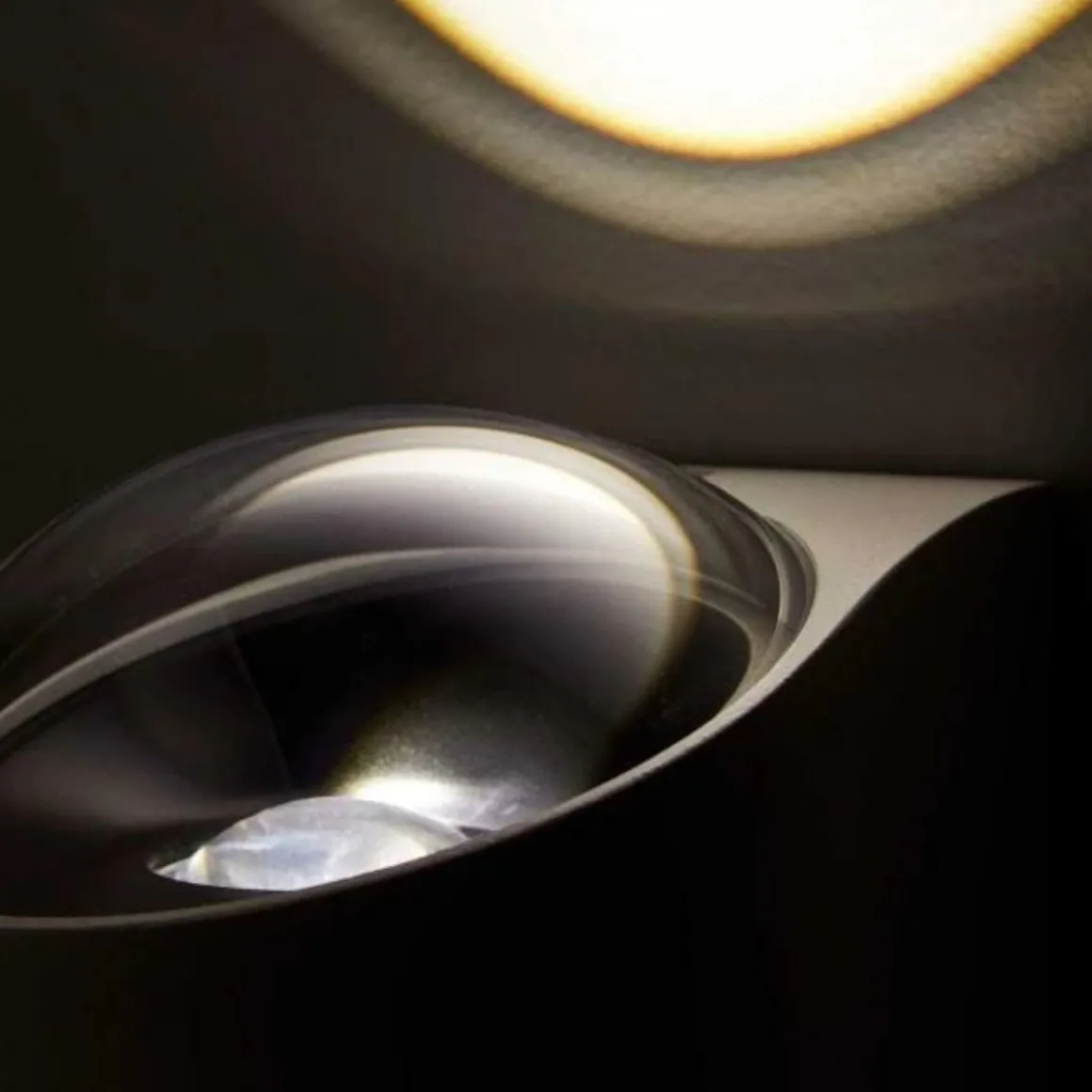Saga vegglampe IP65 12W 3000K - Svart