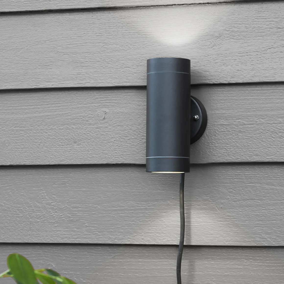 Sylinder vegglampe Svart - Garden 24 - Svart