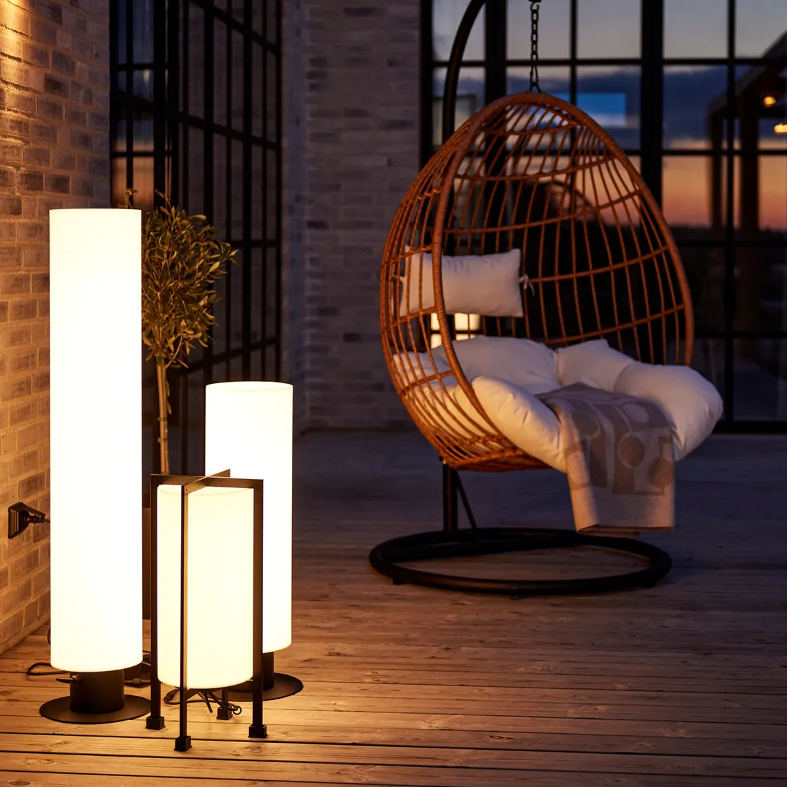 Sylinder 20W 110 cm hvit - Garden 24 - Hvit