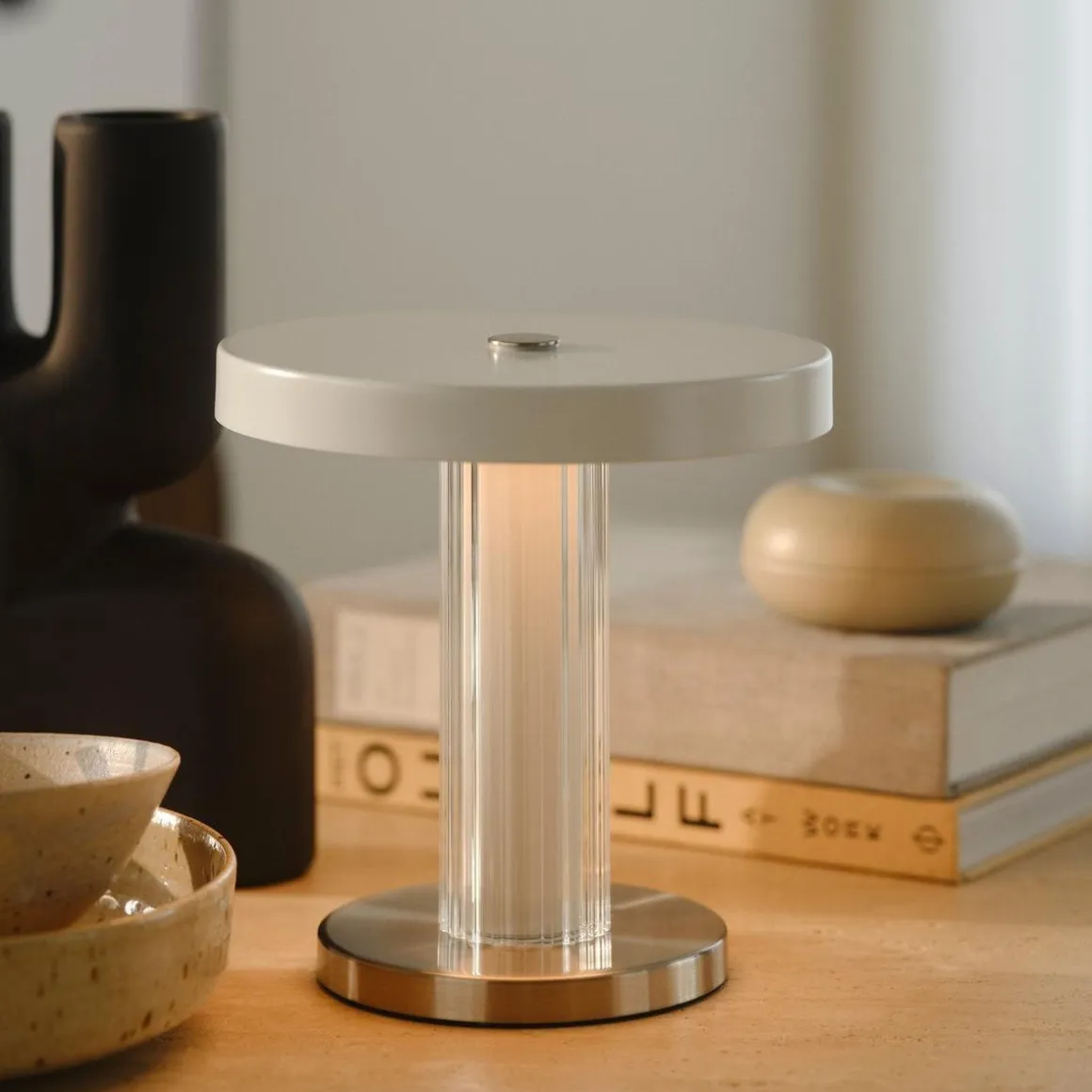 Trezzi portabel bordlampe - oppladbar