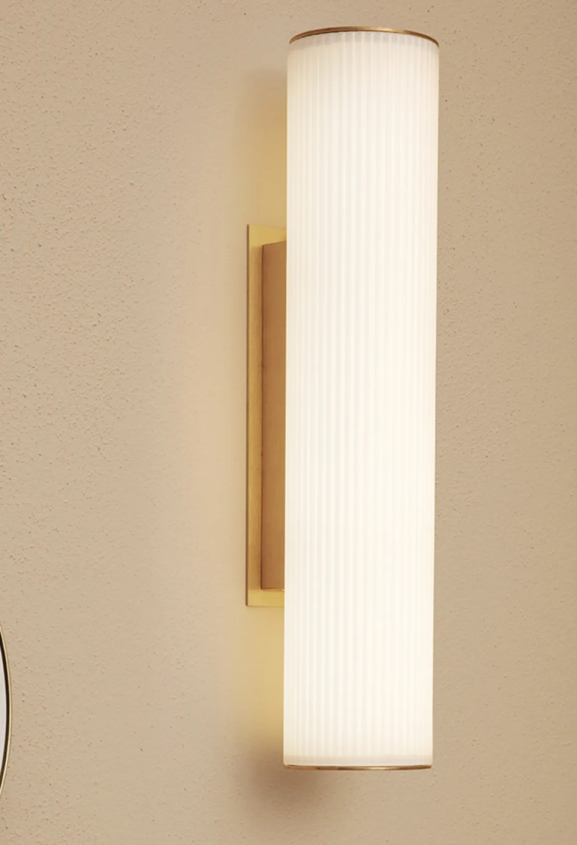 Vuelta Vegglampe 40cm - hvit /messing